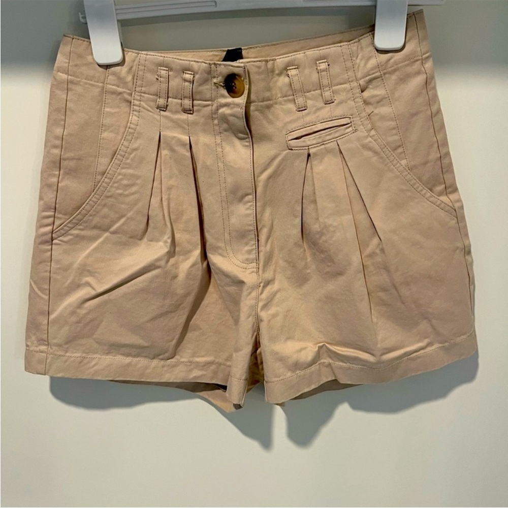 NWT Anthropologie Foothill Pintuck Shorts in Beige/Tan Size 2 (generous fit)